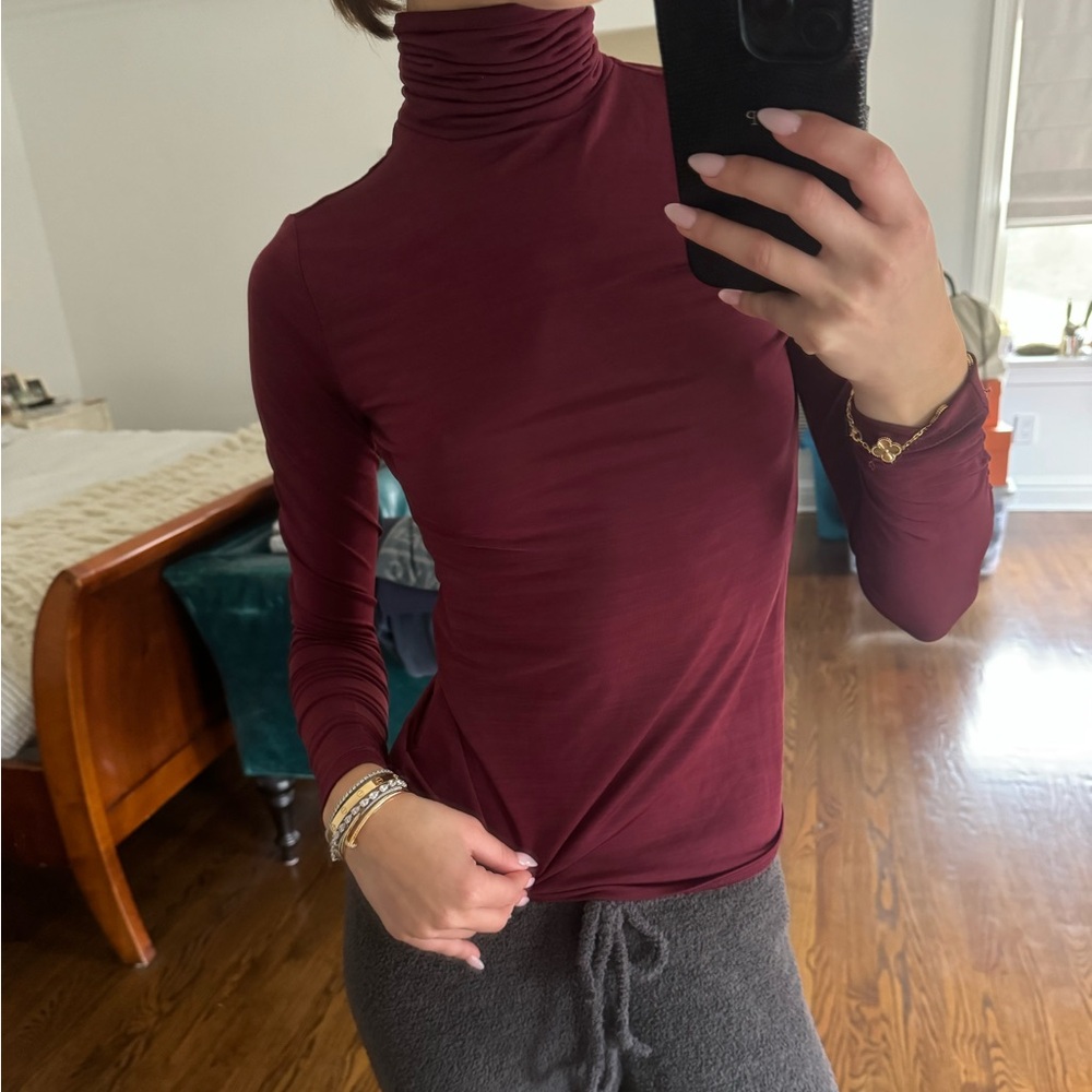 Women's Burgundy Long-Sleeve Turtleneck Top